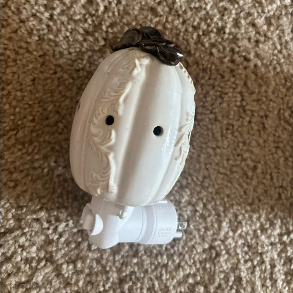 White Pumpkin Scentsy Decorative Ceramic Plug-In Night Light